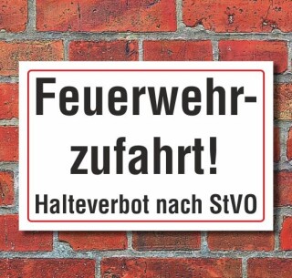 Schild Feuerwehrzufahrt Halteverbot nach StVO, 3 mm Alu-Verbund  450 x 300 mm