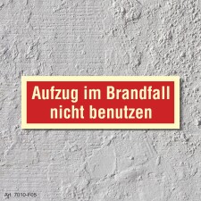 09. Aufzug Brandfall  - Aufkleber 300 x 100 mm